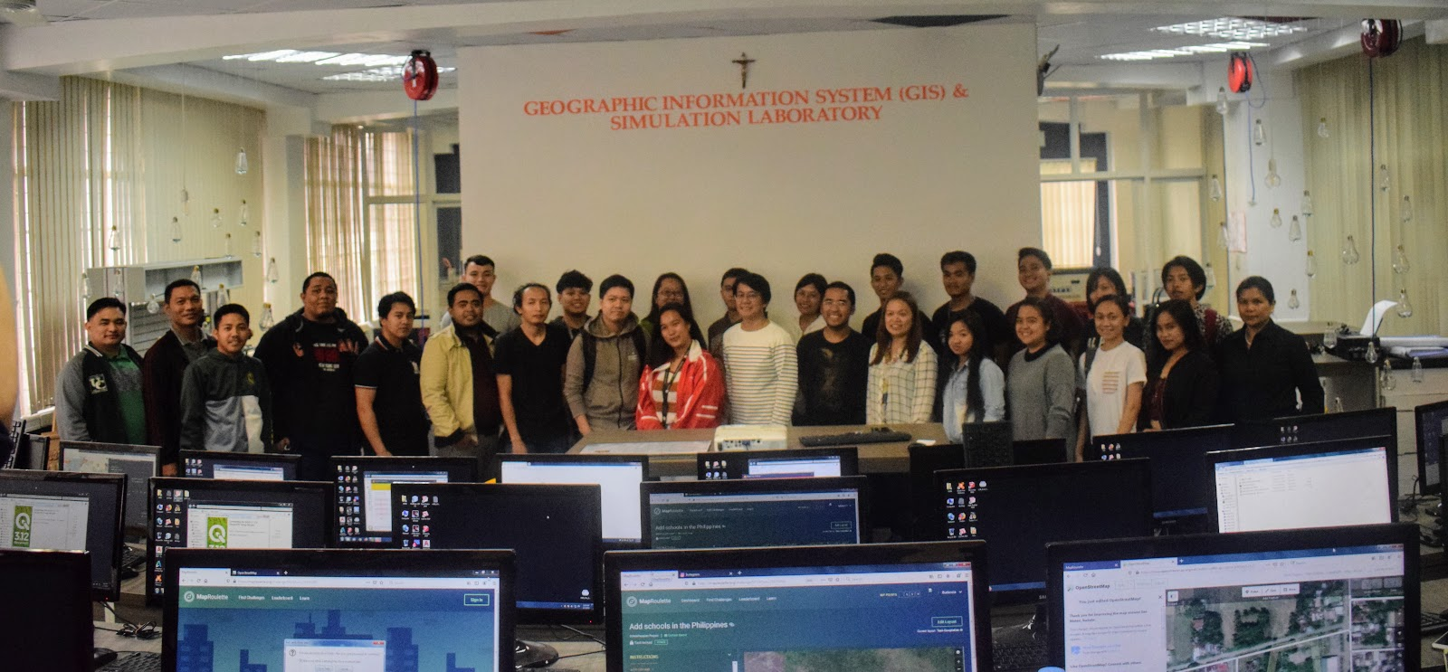Mapathon at Saint Louis University in Baguio City, Philippines ¹ | Photo © GOwin